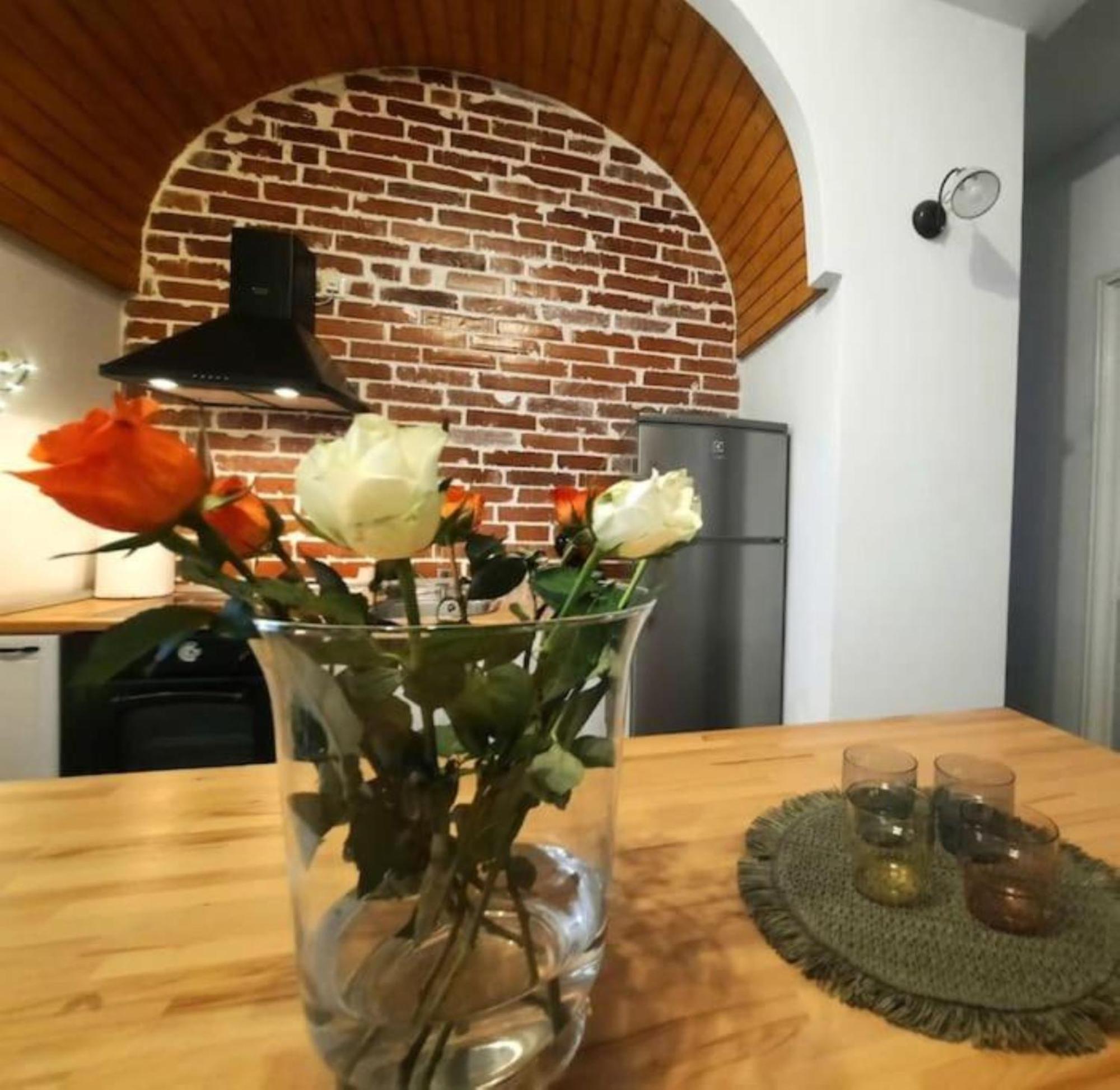 Timisoara Central 2 Bedroom Hotel Serviced Belle Vue Apart By The Park Exterior foto